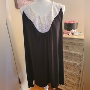 Avenue Sleevless Tunic